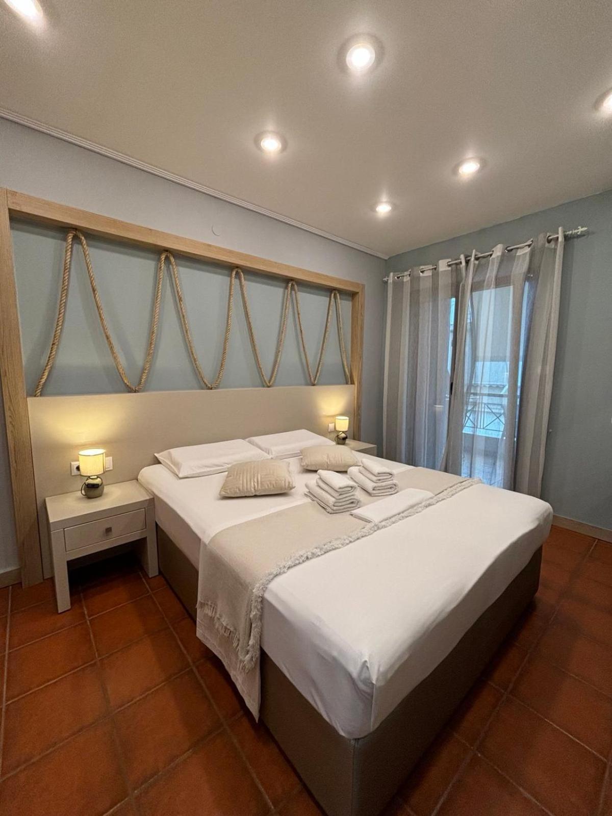 Green Suite Skiathos エクステリア 写真